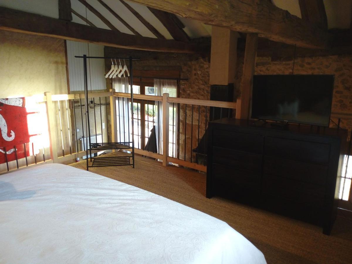 Bed and Breakfast Domaine Du Bourg Salon Exterior foto