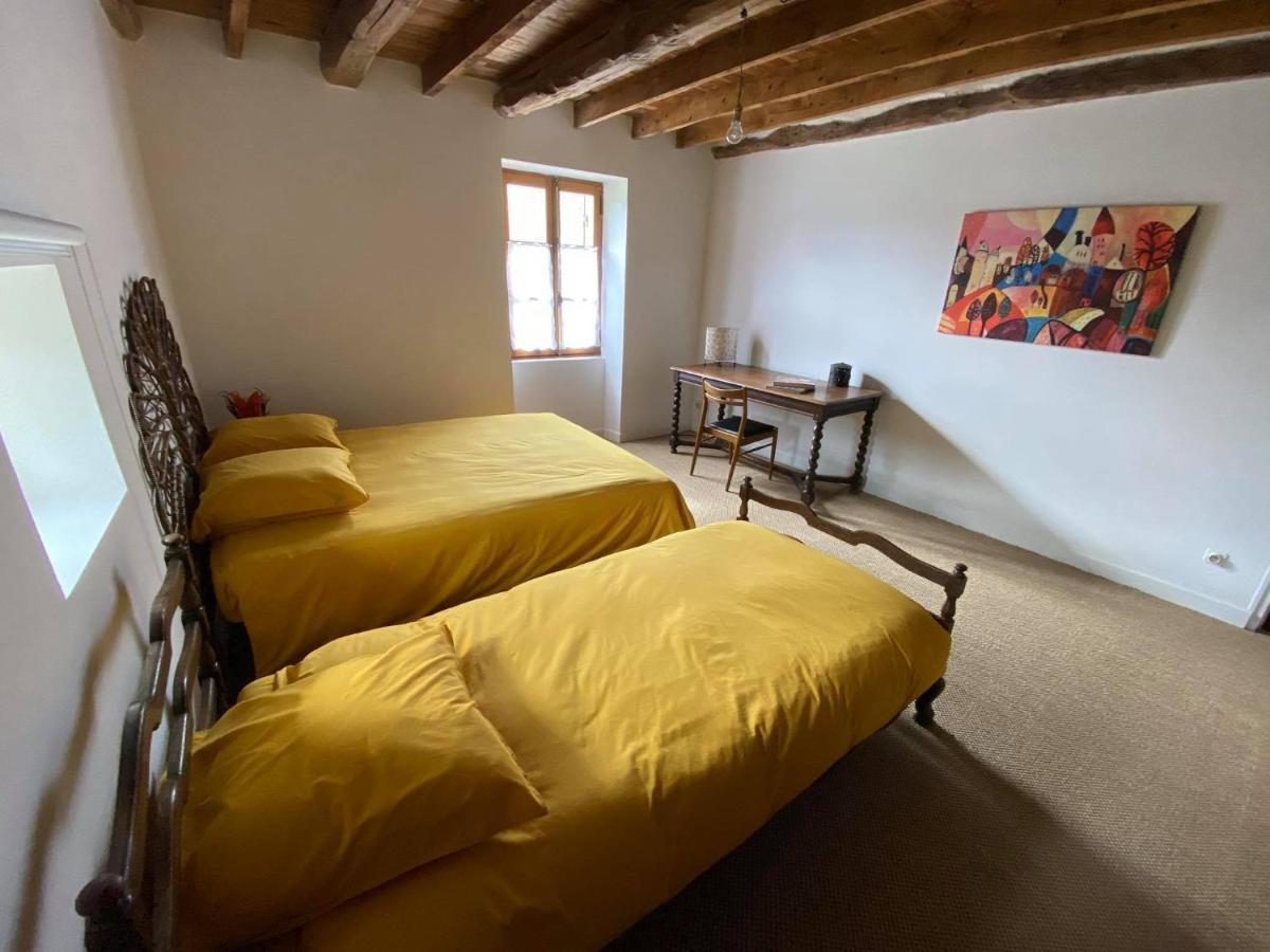 Bed and Breakfast Domaine Du Bourg Salon Exterior foto